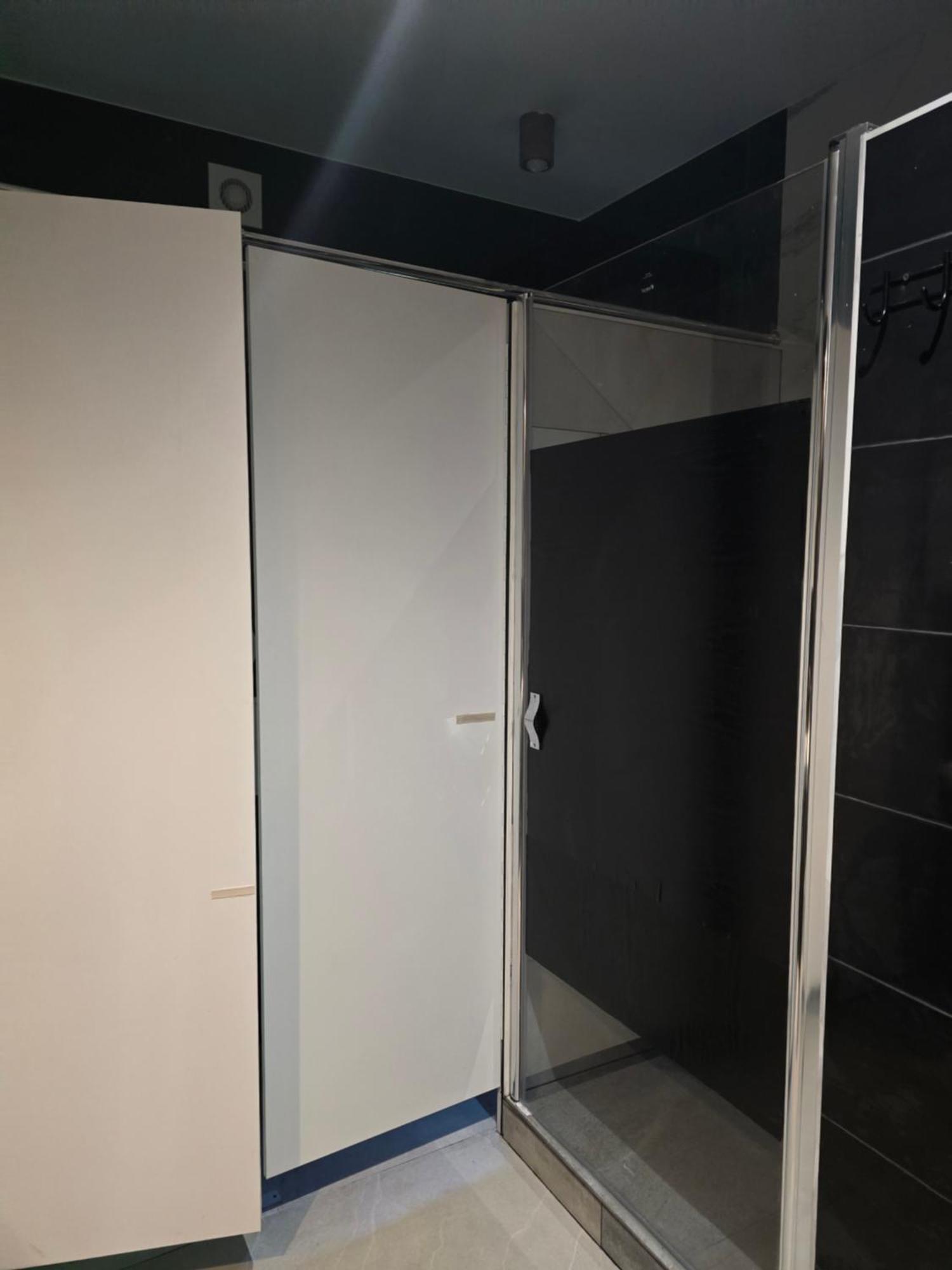 Hostel W Zielonce Зельонка Екстер'єр фото